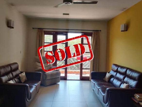 Flat for Sale at Embassy hertiage
