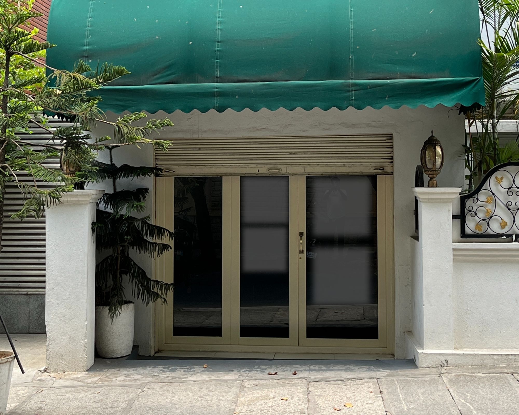 Small office space for rent in Malleshwaram Small office space for rent in Malleshwaram